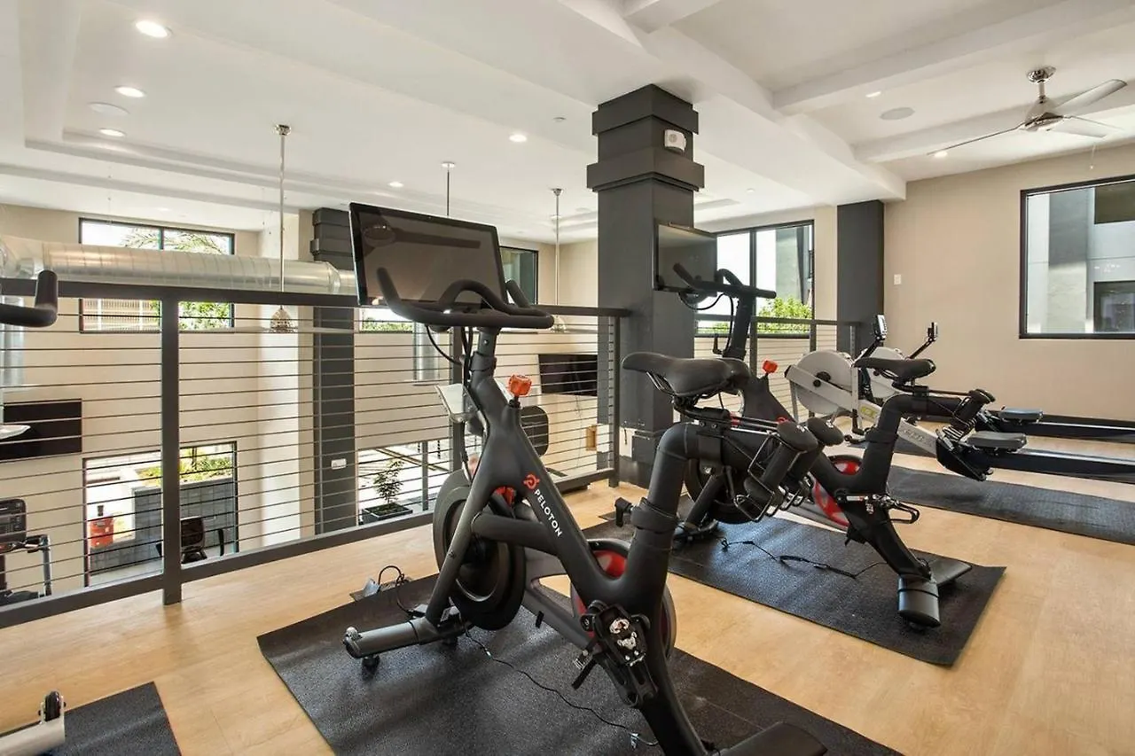 Luxurious Poolside Phoenix Oasis Heart Of Midtown! 0*,  США